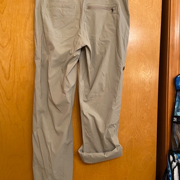 Patagonia convertible hiking pant - Picture 2 of 3